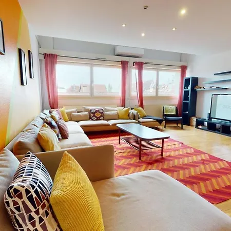 沃邦科尔马尔公寓