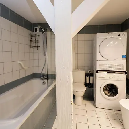 沃邦科尔马尔公寓