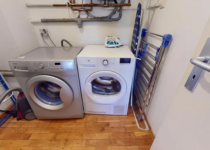 沃邦科尔马尔公寓 * 科尔马