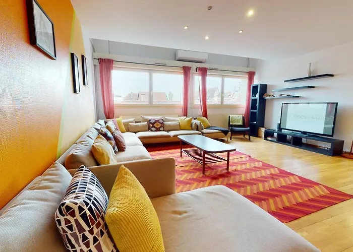 沃邦科尔马尔公寓